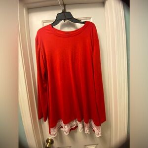 Long sleeve Lace Hem Tunic Top